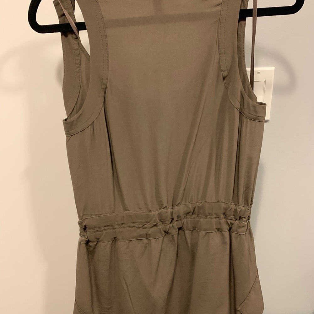 Dress - Picture 3 of 6